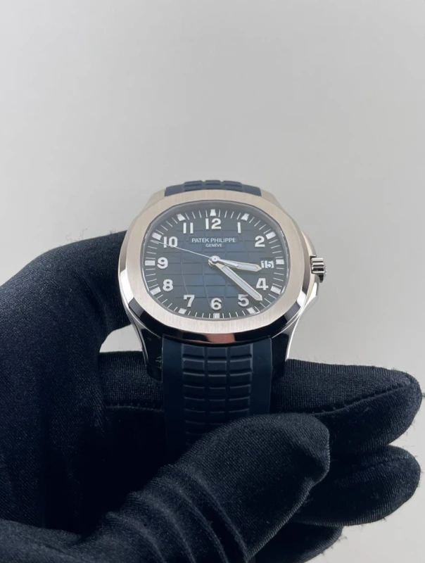 Patek Philippe 5168 5168G-001 4