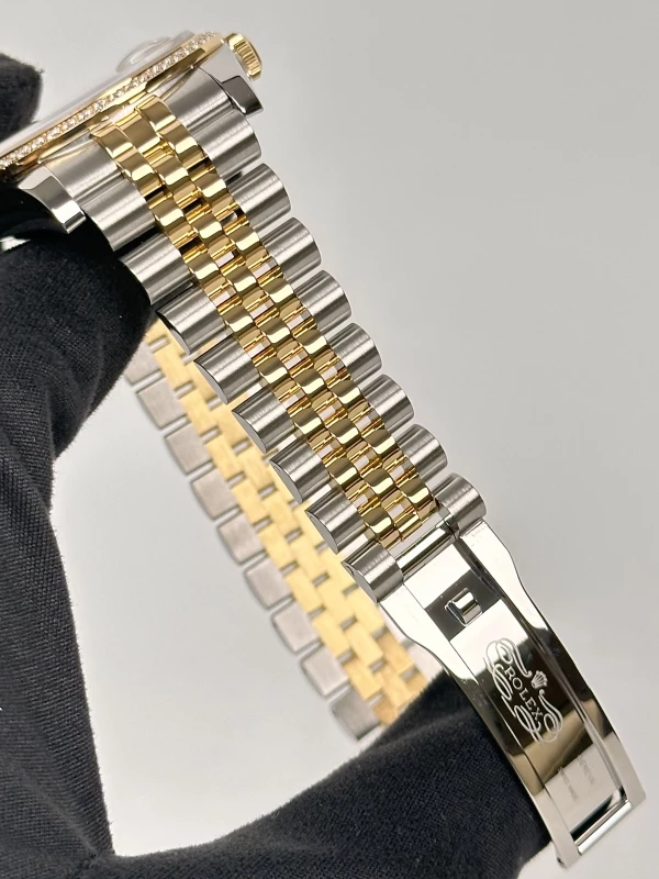 Rolex 36 mm, steel, yellow gold and diamonds 116243-0035 6