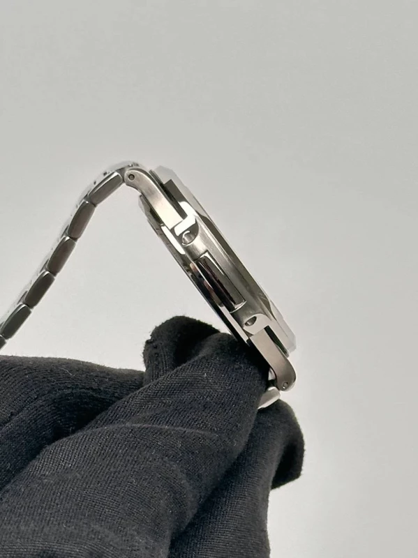 Patek Philippe 5711/1 5711/1A-010 4