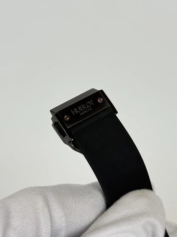 Hublot  Black Magic 542.CM.1171.RX 6