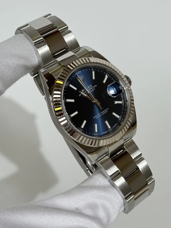 Rolex 41 mm, steel and white gold  126334-0001 2