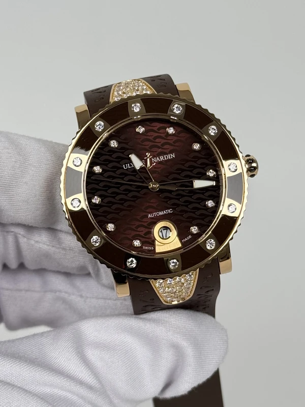Ulysse Nardin Lady Diver 8106-101EC-3c/15 3