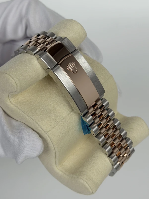 Rolex 36mm Steel and Everose Gold 126231-0019 4