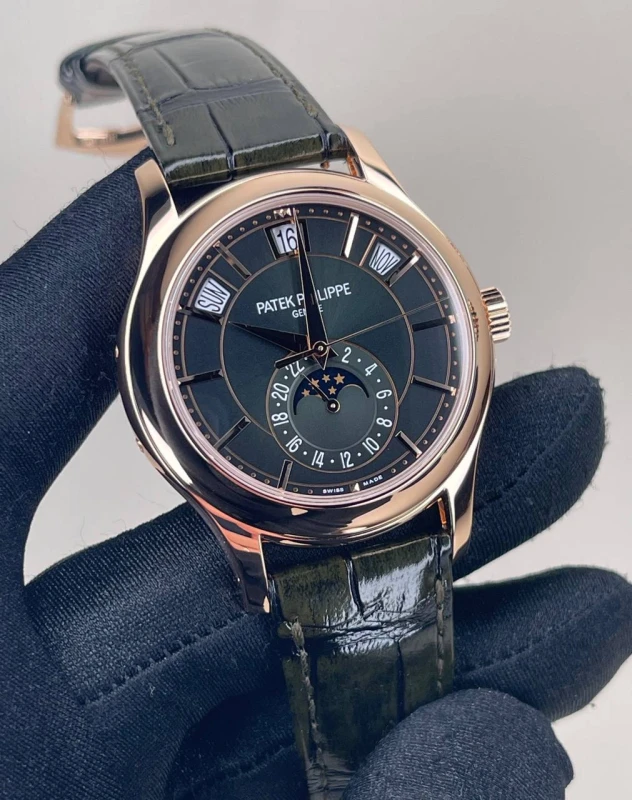 Patek Philippe 5205 5205R-011 3