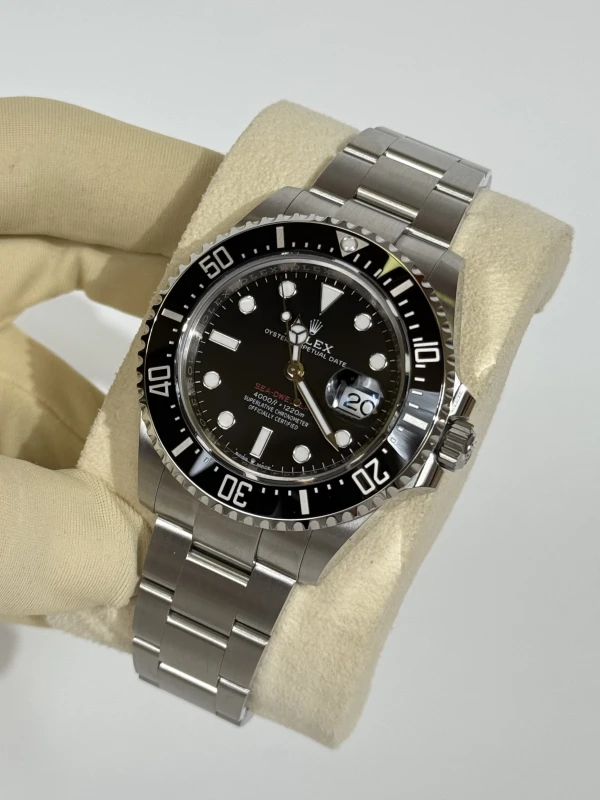 Rolex 4000 126600-0001 3
