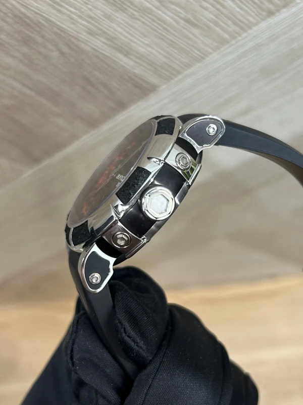 Romain Jerome RJ.V.AU.001.01 6