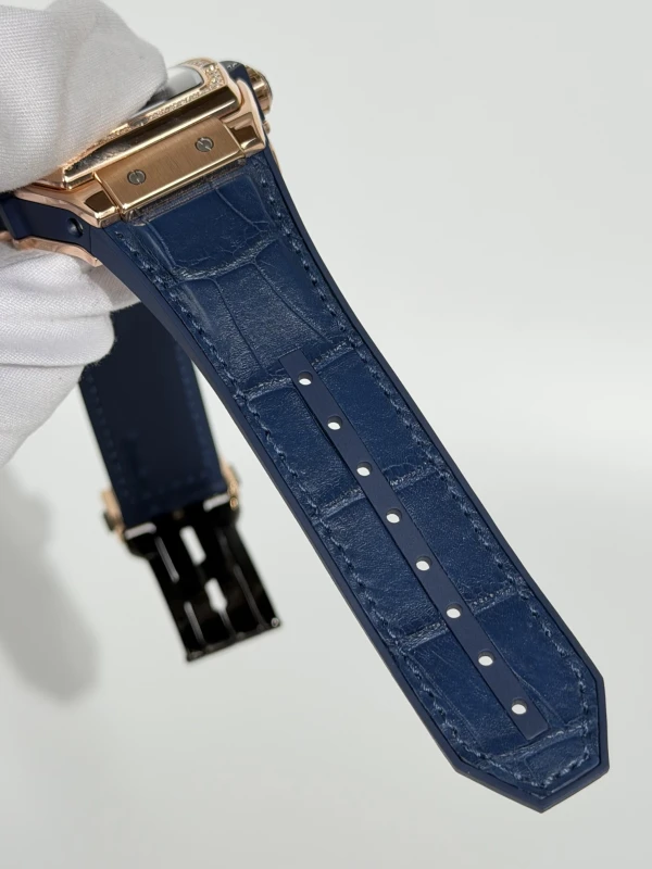 Hublot KING GOLD BLUE DIAMONDS 39 mm 665.OX.7180.LR.1204 4