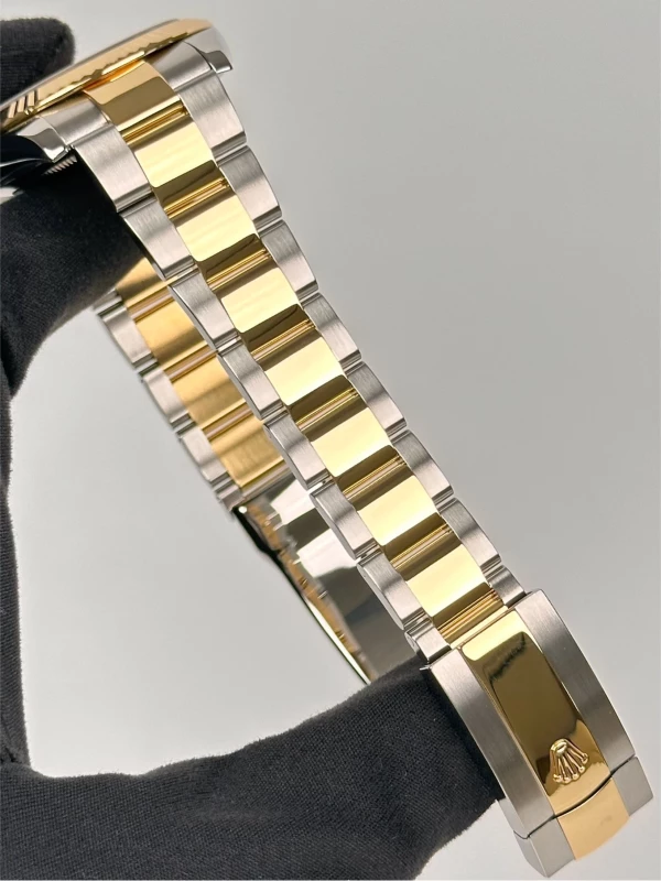 Rolex 41mm Steel and Yellow Gold 126333 5