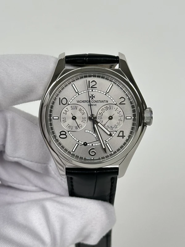 Vacheron Constantin Day Date Power Reserve  4400E/000A-B437 2