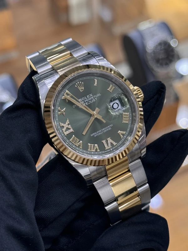 Rolex 36 mm, Oystersteel and yellow gold 126233-0026 4