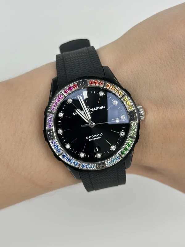 Ulysse Nardin Diver Lady Diver Rainbow 39 mm 8163-182B1LE-2A-RAIN/3A 8
