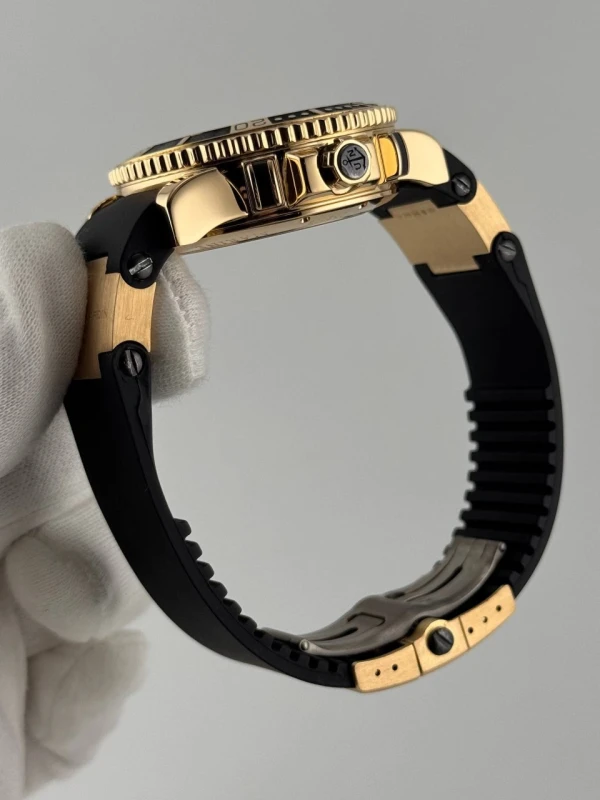 Ulysse Nardin Maxi Diver Chronograph 8006-102-3A/92 6