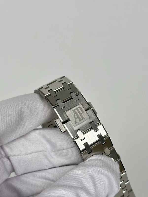 Audemars Piguet Selfwinding 15551ST.ZZ.1356ST.04 7