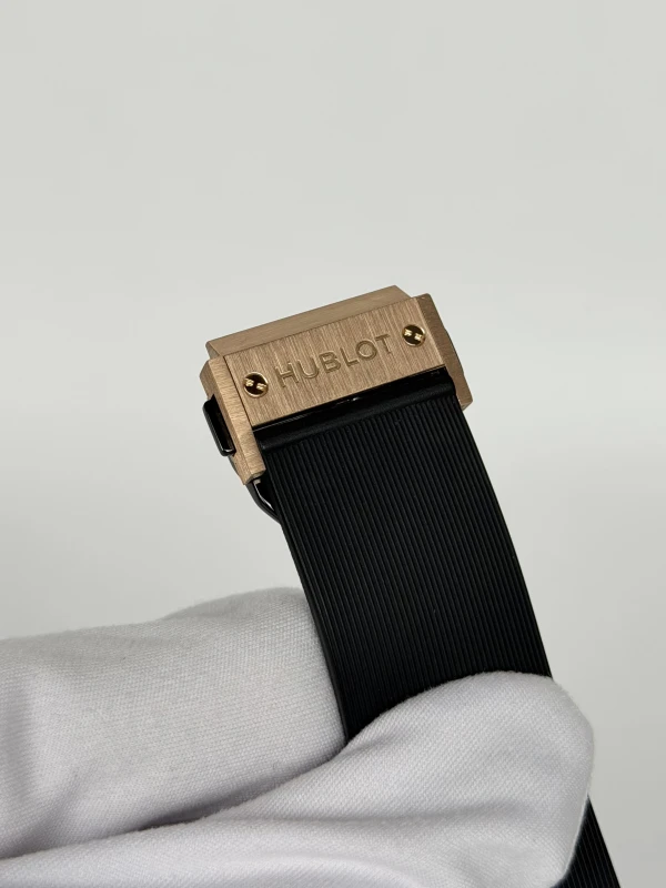 Hublot 44 MM Evolution Gold Ceramic 301.PM.1780.GR 5