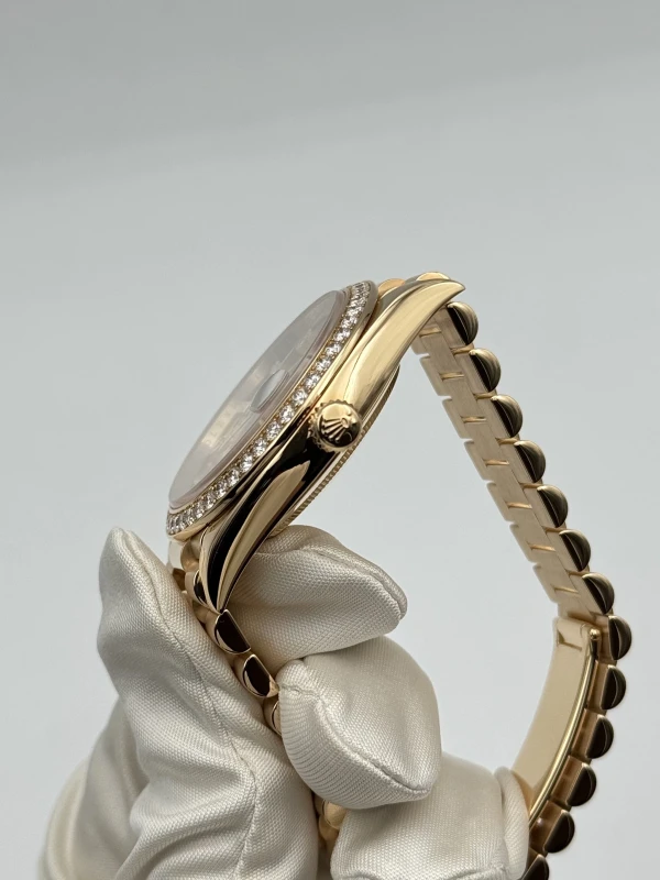 Rolex 40 MM, YELLOW GOLD AND DIAMOND 228348rbr-0002 5