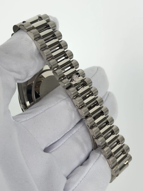 Rolex 40MM WHITE GOLD 228239-0033 4