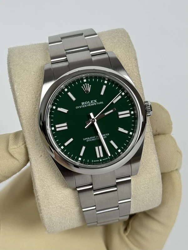 Rolex 41 mm Steel 124300-0005 3