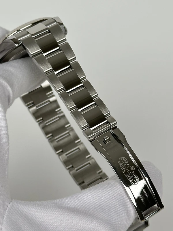 Rolex II 41mm Steel and White Gold 116334 White 6