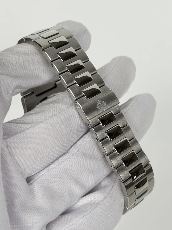 Patek Philippe 5712/1 5712/1A-001 3