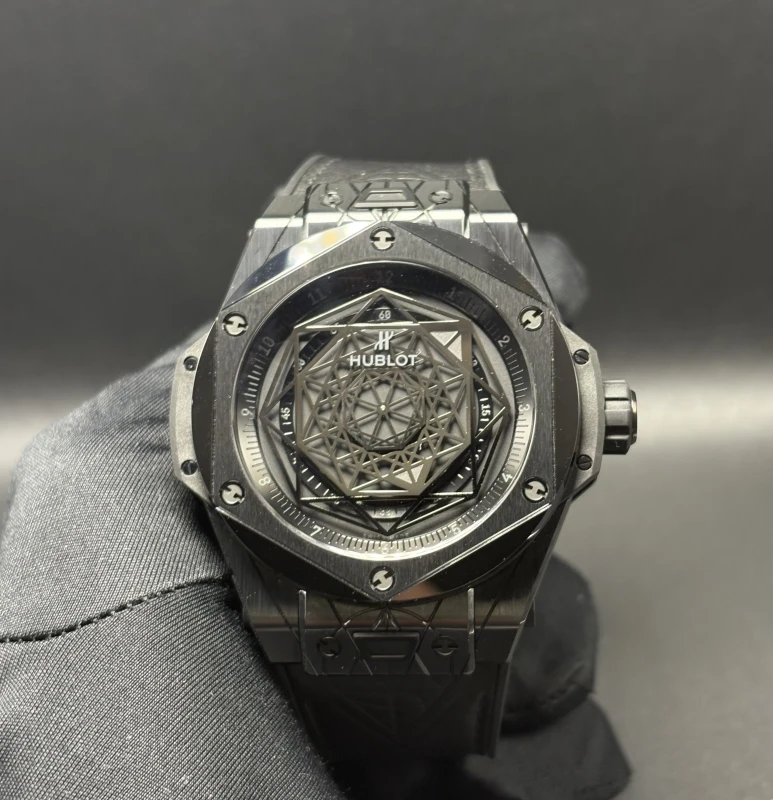 Hublot Sang Bleu 415.CX.1114.VR.MXM17 4