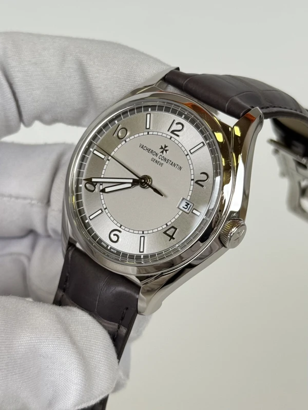 Vacheron Constantin Automatic Date 4600E/000A-B442 4