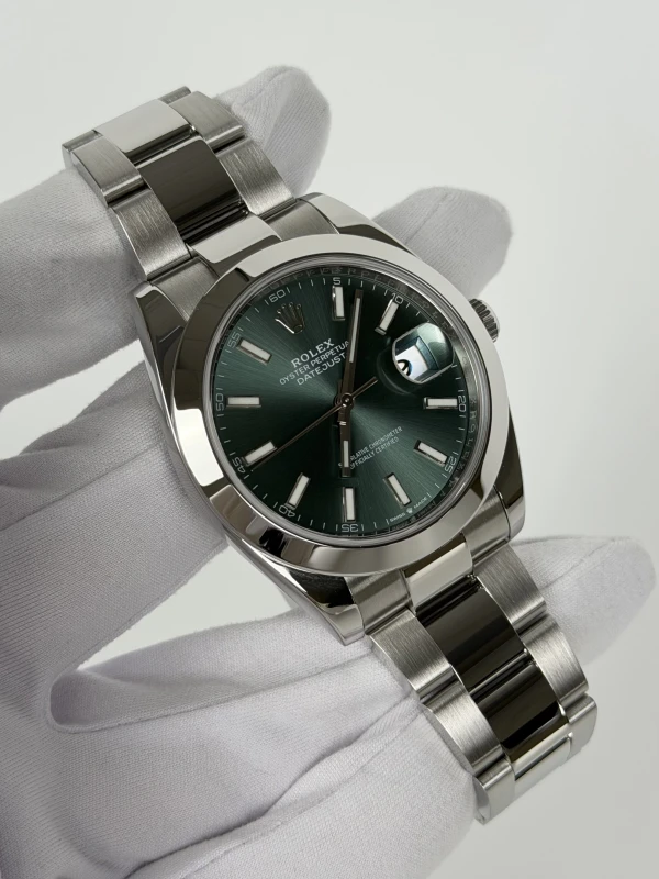 Rolex Datejust 41mm 126300-0019 2