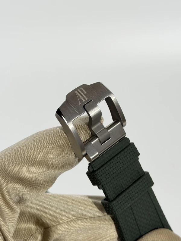 Audemars Piguet Chronograph 42mm 26238TI.OO.A056CA.01 6