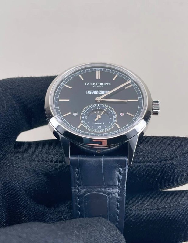 Patek Philippe 5236 5236P-001 4