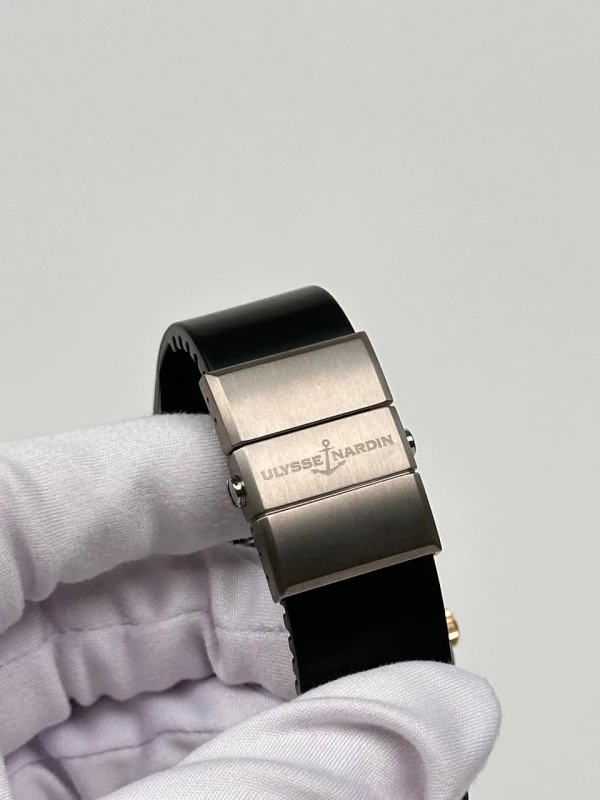 Ulysse Nardin Savarona 263-67 7