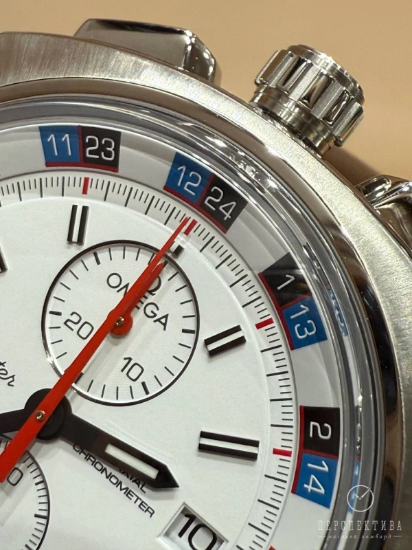 Omega Bullhead Co-Axial Chronograph 43 x 43 mm 225.12.43.50.04.001 4