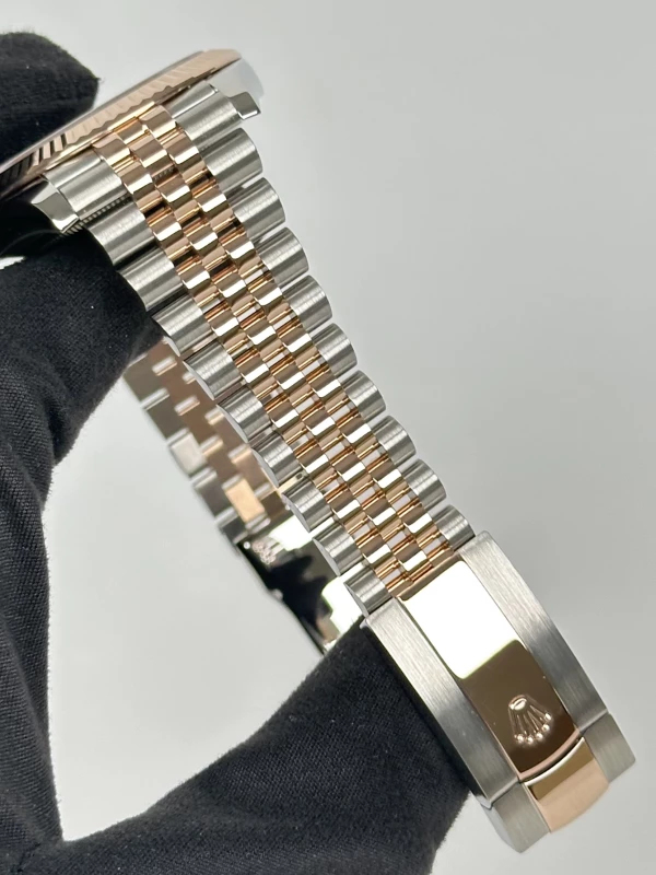 Rolex 41 mm, Oystersteel and Everose gold 126331-0016 5
