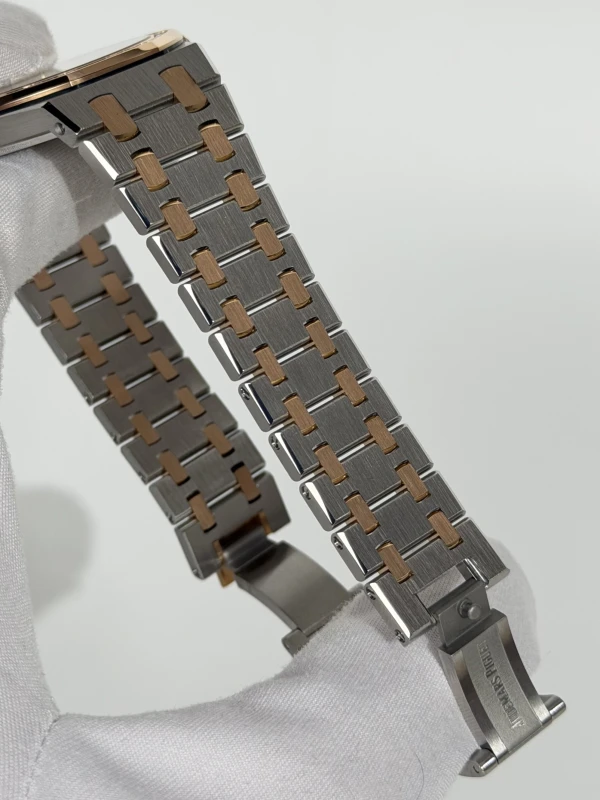 Audemars Piguet Quartz Steel and Gold 67651SR.ZZ.1261SR.01 4