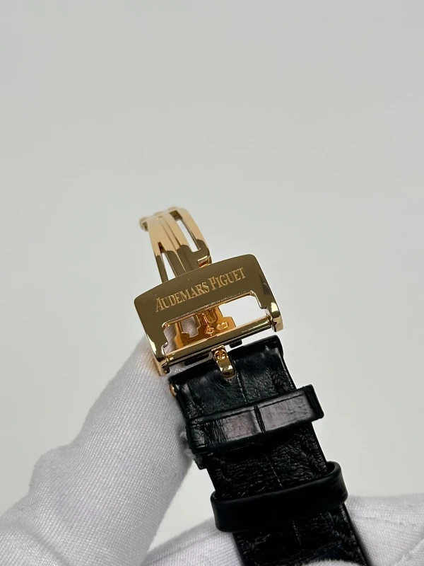 Audemars Piguet Selfwinding 37 mm  15450OR.OO.D088CR.01 8