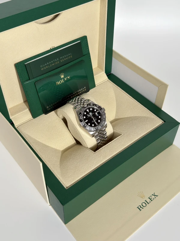 Rolex 126710GRNR-0003 5