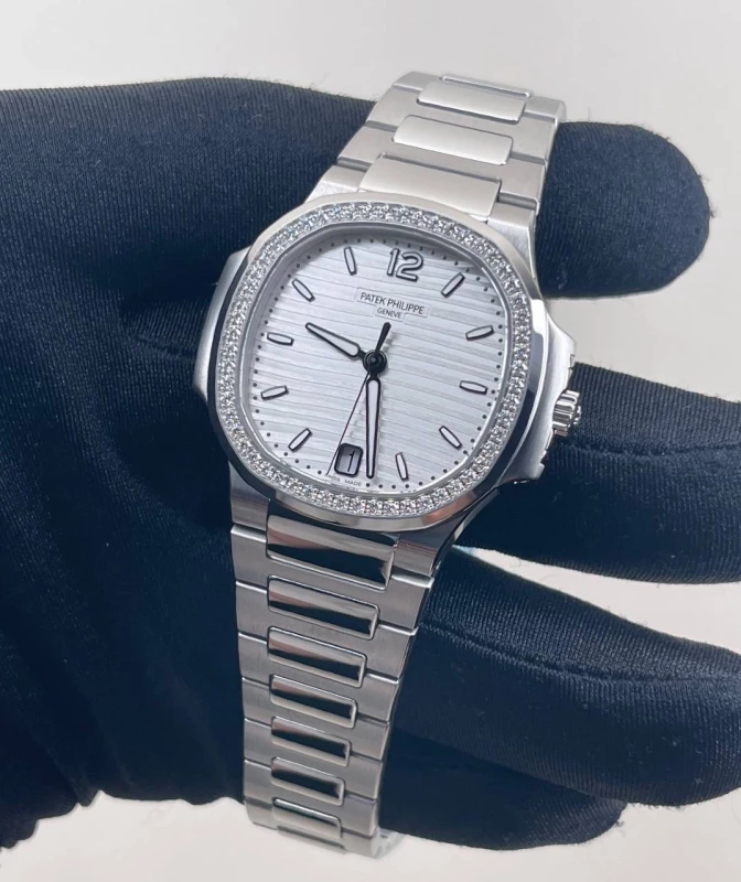 Patek Philippe Lady 7118 7118/1200A-010 2