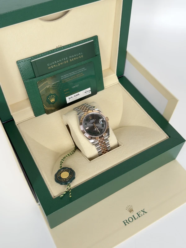 Rolex 41 mm, Oystersteel and Everose gold 126331-0016 5