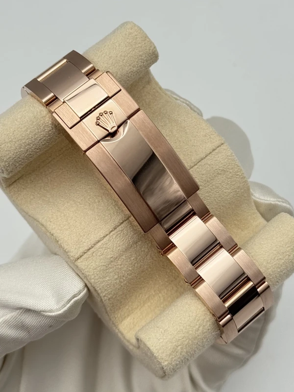 Rolex 40mm Everose Gold 126505-0001 5