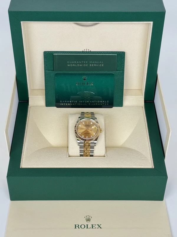 Rolex 36 MM, OYSTERSTEEL AND YELLOW GOLD 126233-0017 5