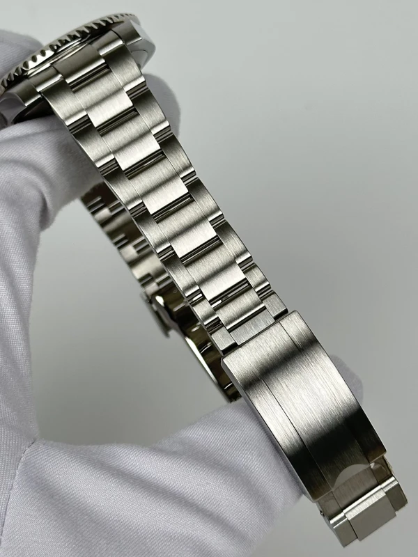 Rolex Perpetual Submariner  116610 TUN 5
