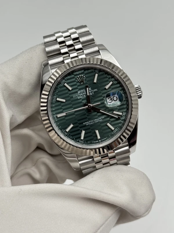 Rolex 41 mm, Oystersteel and white gold 126334-0030 3