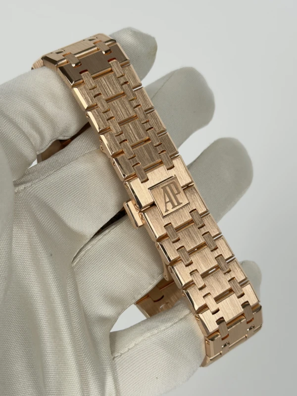 Audemars Piguet 26240OR.OO.1320OR.06 4