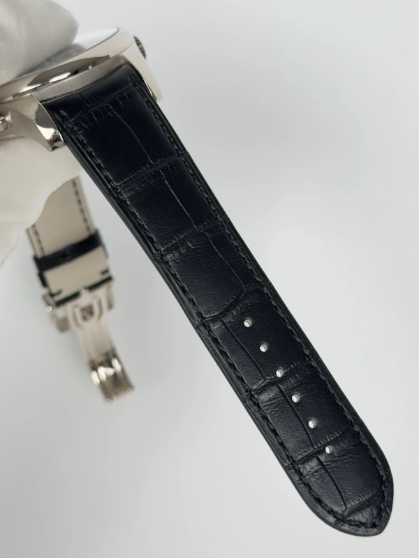 Girard Perregaux Traveller Chronograph 49805-53-252-BA6A 4