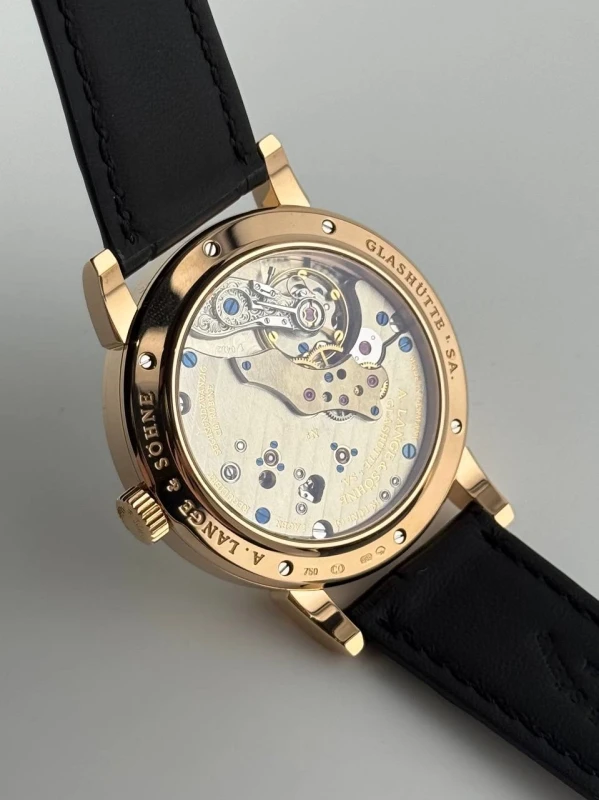 A. Lange & Sohne 232.032 4