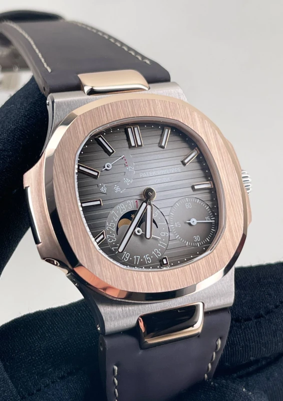 Patek Philippe Rose White Gold 5712GR-001 3