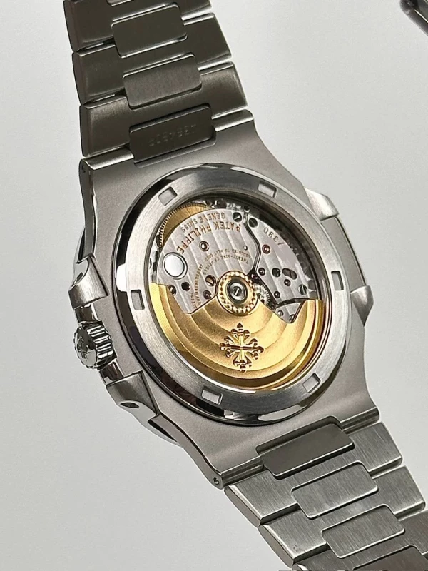 Patek Philippe 5711/1 5711/1A-010 9