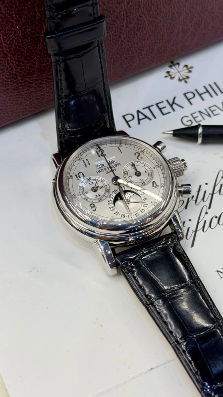 Patek Philippe 5004P 8