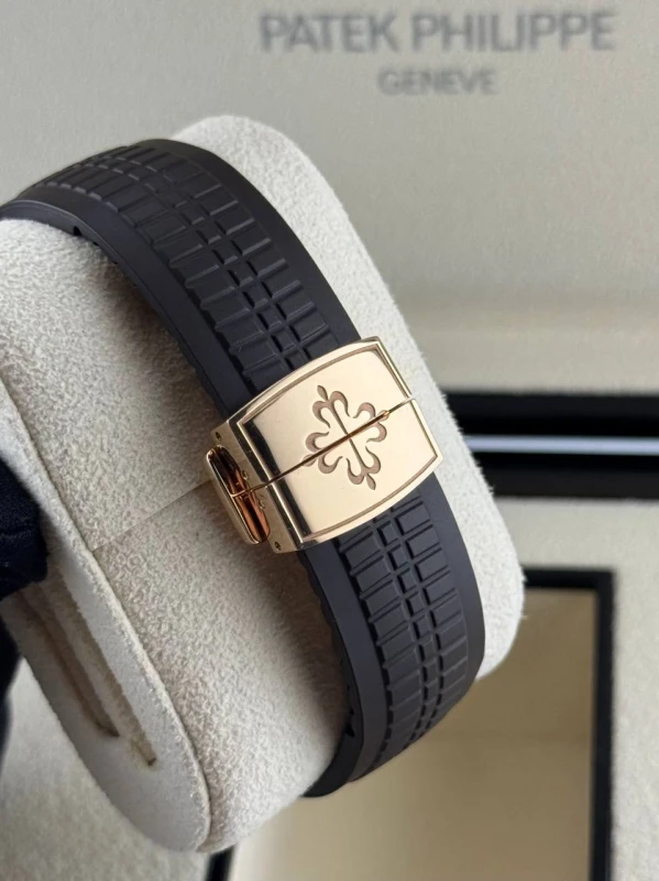 Patek Philippe 5167 5167R-001 5