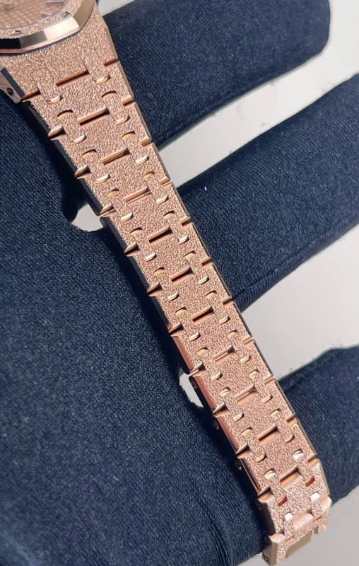 Audemars Piguet MINI FROSTED GOLD 67630OR.GG.1312OR.01 7