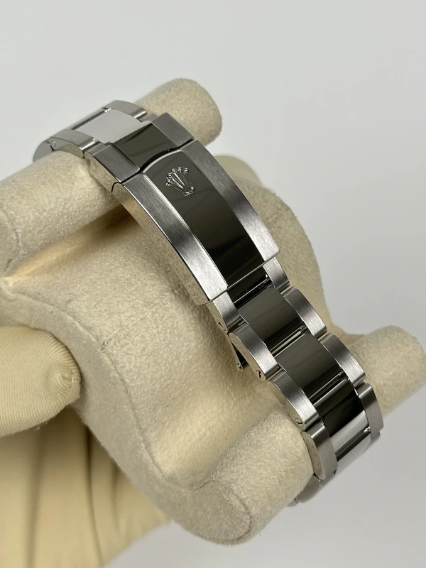 Rolex  41 mm, steel  126300-0007 4