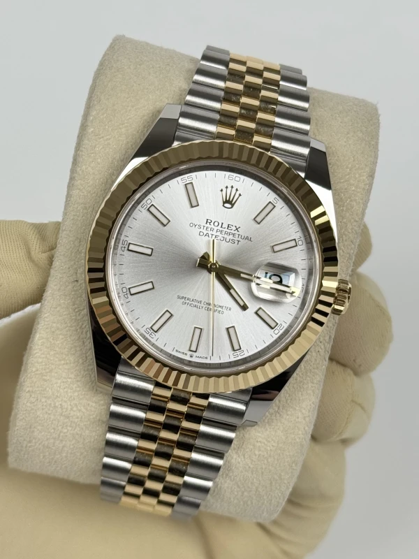 Rolex 41 mm, steel and yellow gold 126333-0002 4